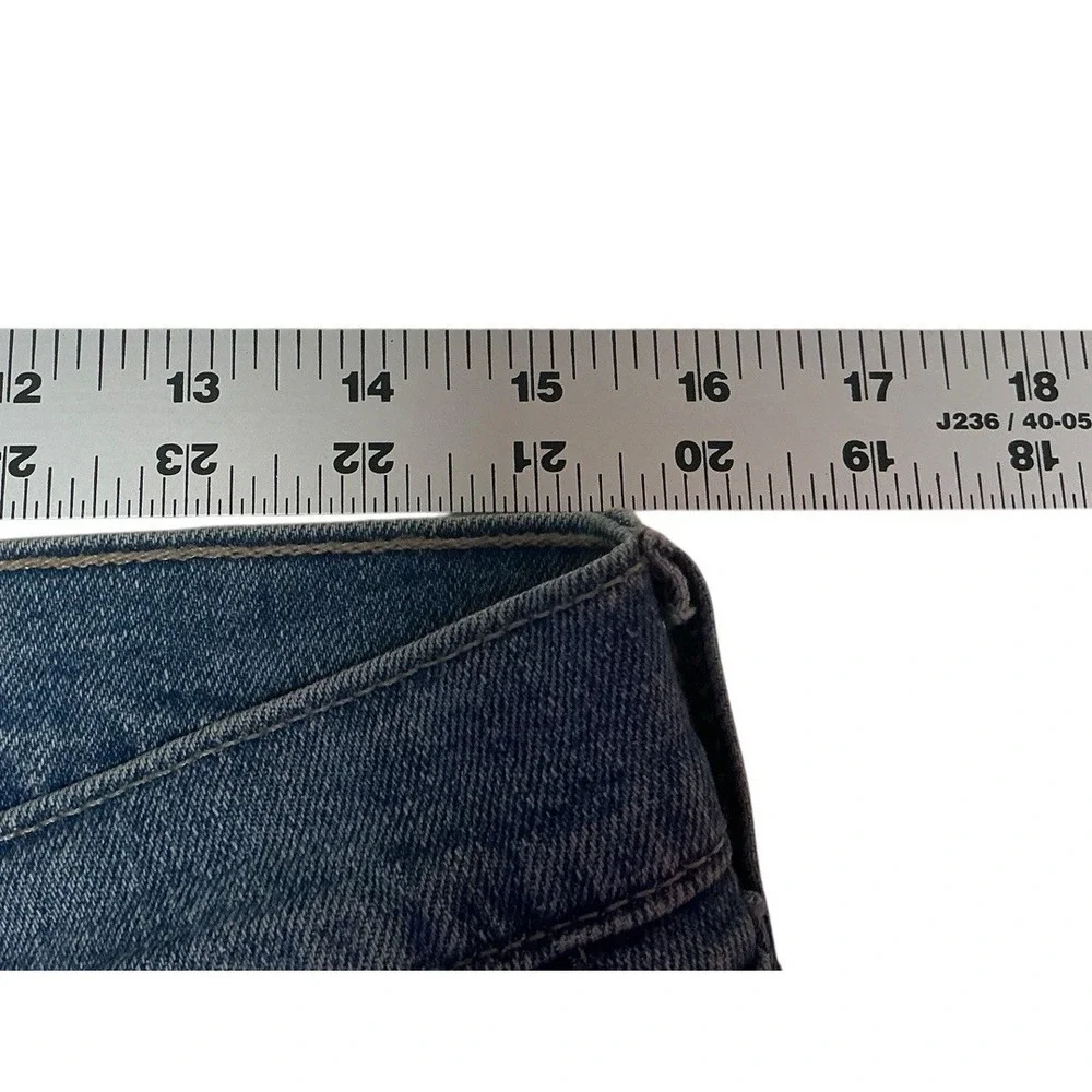 Levi's Signature S61 Relaxed Straight Denim Blue Jeans Men's 30 x‎ 30 (31X30)